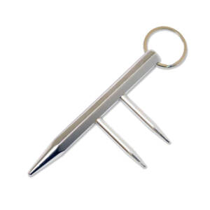 P 15924  KUBATON KEYCHAIN WITH SPIKES