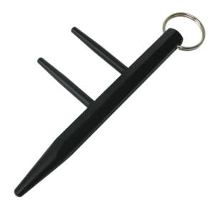 P 15923  KUBATON KEYCHAIN WITH SPIKES