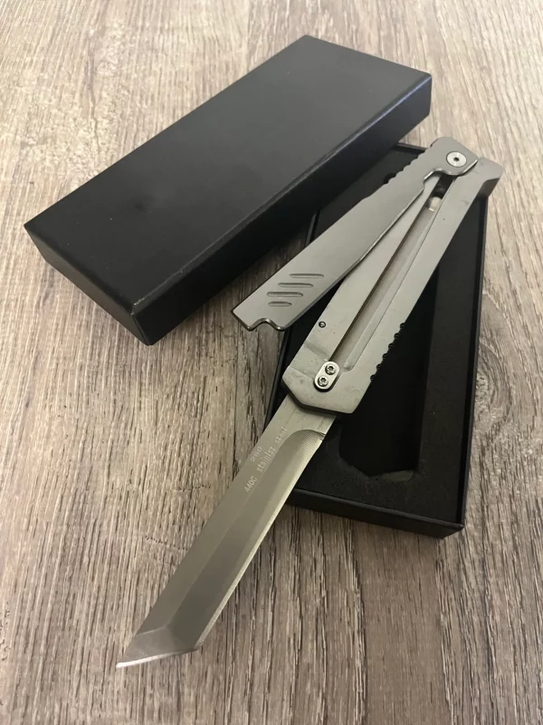 286GY - Gravity Knife! - Image 2