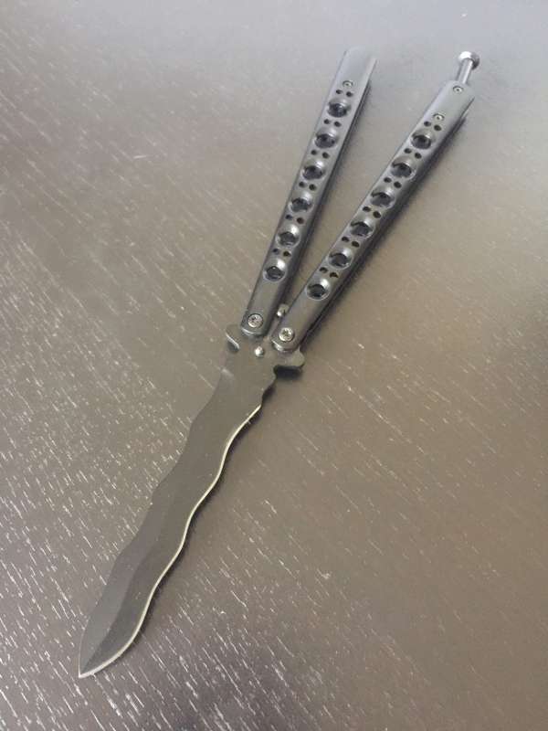 147KBK - 5.5" Kriss Blade Butterfly Knife - Image 3
