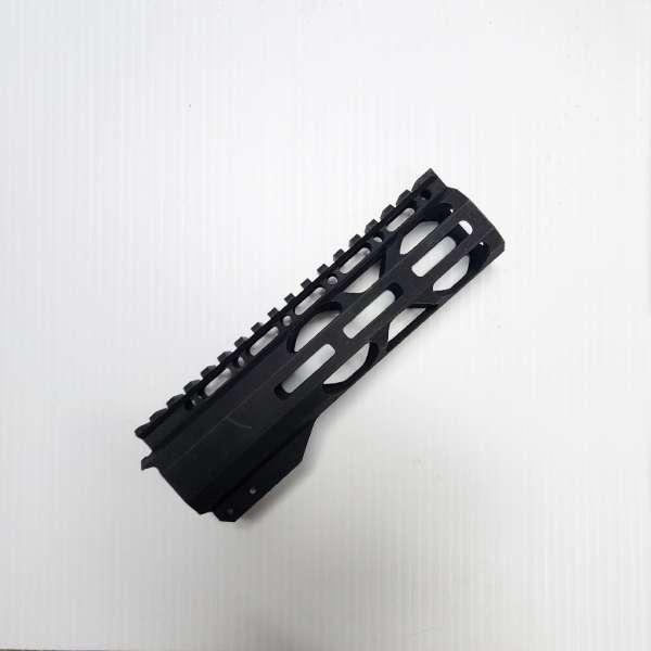 ML-TRP07 - 7'' M-LOK Free Float Trapezoid Cut Rail