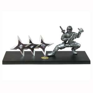 TY 0059 - 9 1/4" Ninja Star Table Stand with Stars